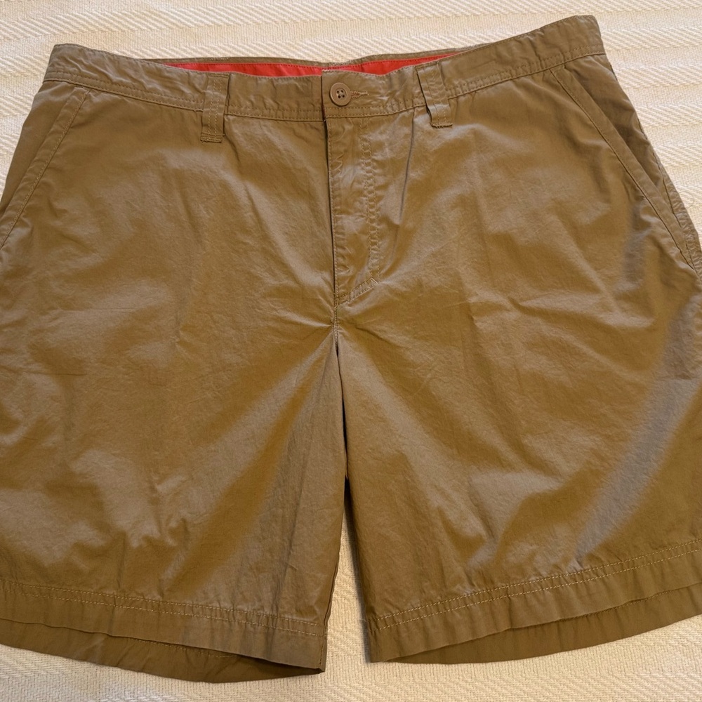 Columbia Men's Dark Khaki Flat Front Shorts